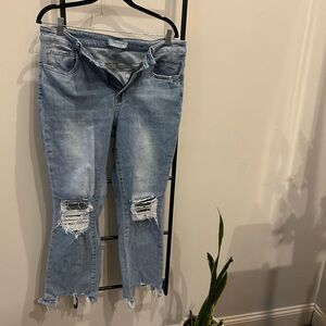 Loveret Distressed Light Blue Women's Jeans